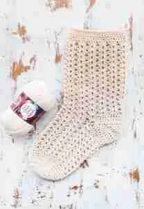 Best Farmhouse Style Christmas Stocking Crochet Pattern