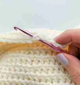 Crochet vs Knitting. Crochet hook