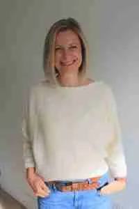 Easy Batwing Sleeve Jumper Knitting Pattern For Beginners